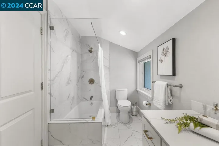 2316 Roundhill Dr, Alamo, California 94507