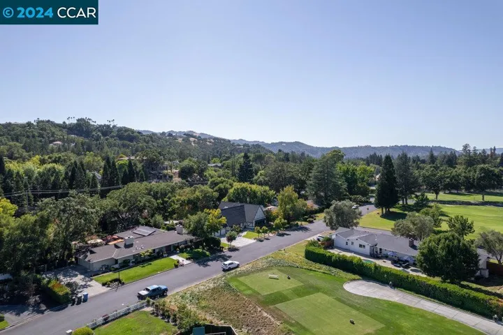 2316 Roundhill Dr, Alamo, California 94507