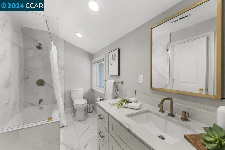2316 Roundhill Dr, Alamo, California 94507