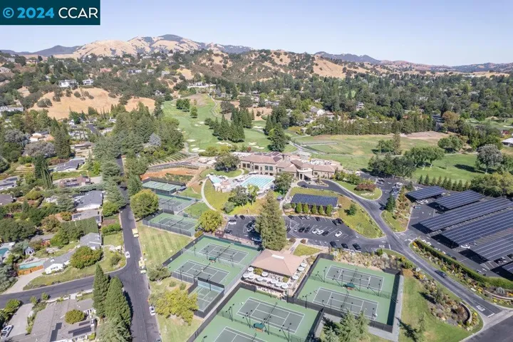 2316 Roundhill Dr, Alamo, California 94507