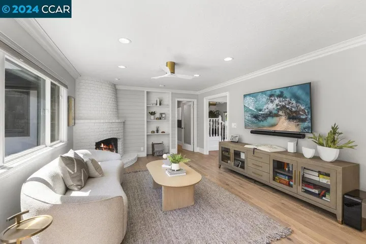 2316 Roundhill Dr, Alamo, California 94507
