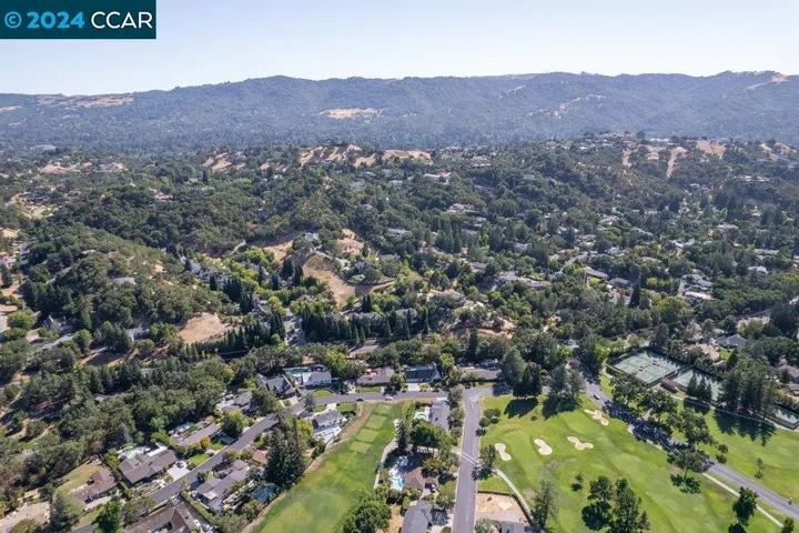 2316 Roundhill Dr, Alamo, California 94507