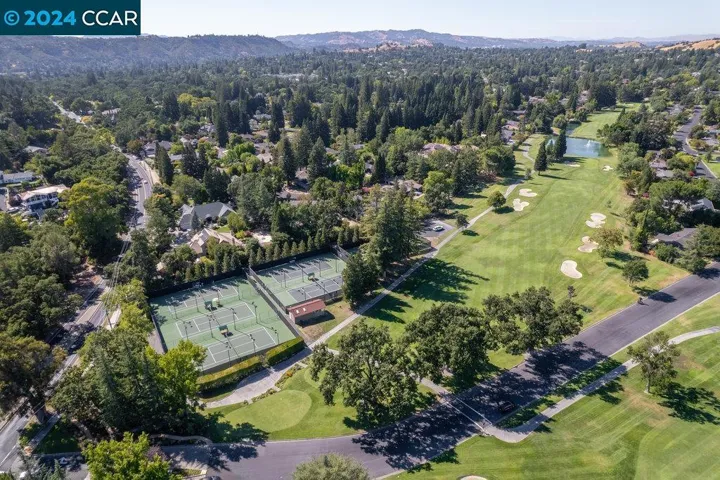 2316 Roundhill Dr, Alamo, California 94507