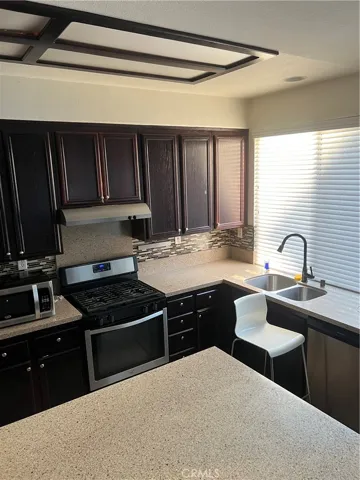 5054 Brunswick Drive, Fontana, California 92336