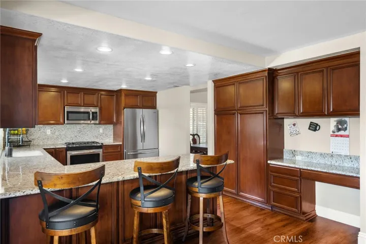 6844 Mission Grove Parkway N, Riverside, California 92506