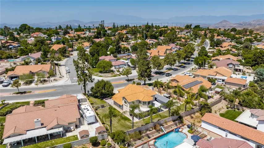 6844 Mission Grove Parkway N, Riverside, California 92506