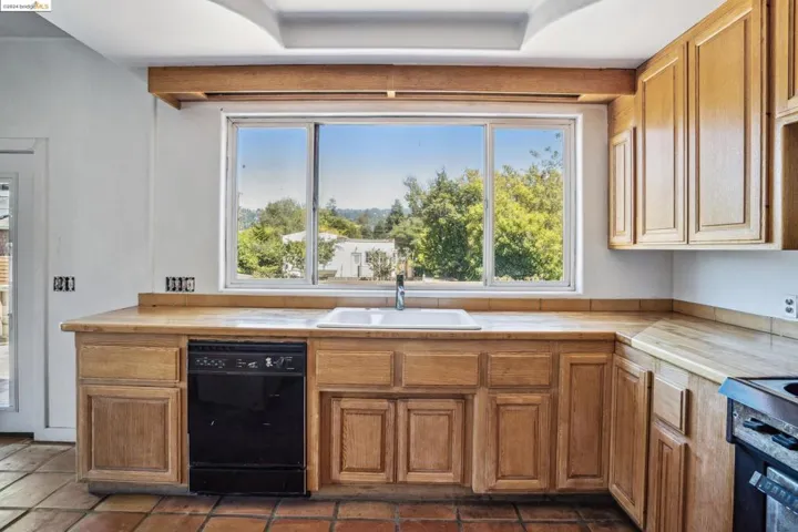 1513 Belvedere Ave, Berkeley, California 94702