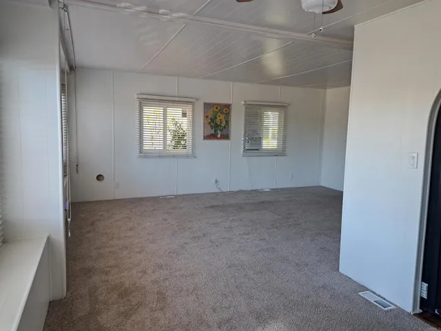 1120 E Mission Road 39, Fallbrook, California 92028