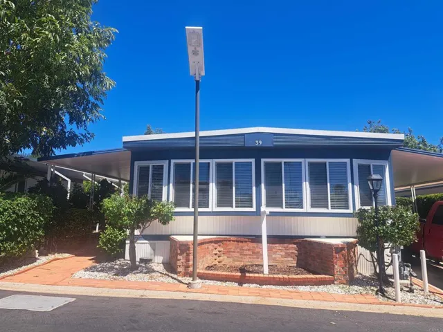 1120 E Mission Road 39, Fallbrook, California 92028