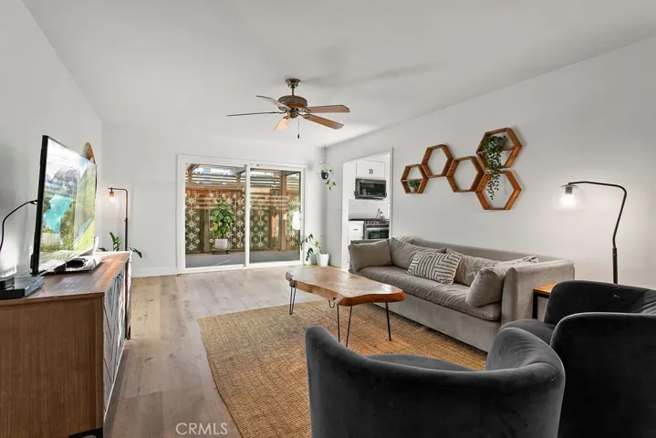 Family Room to Kitchen