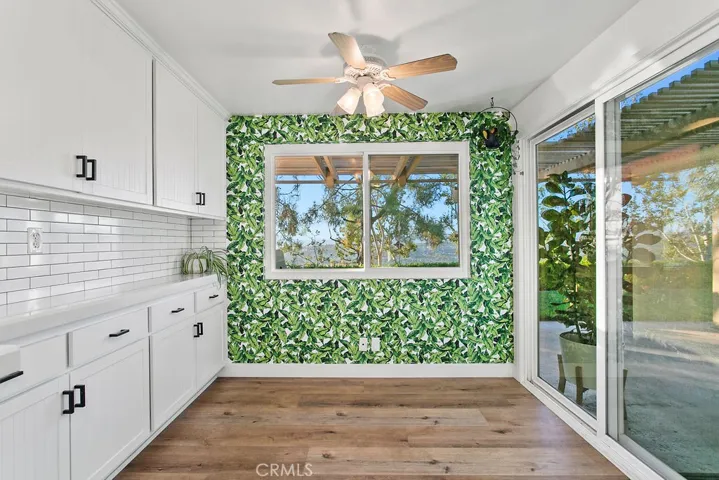 Breakfast Nook