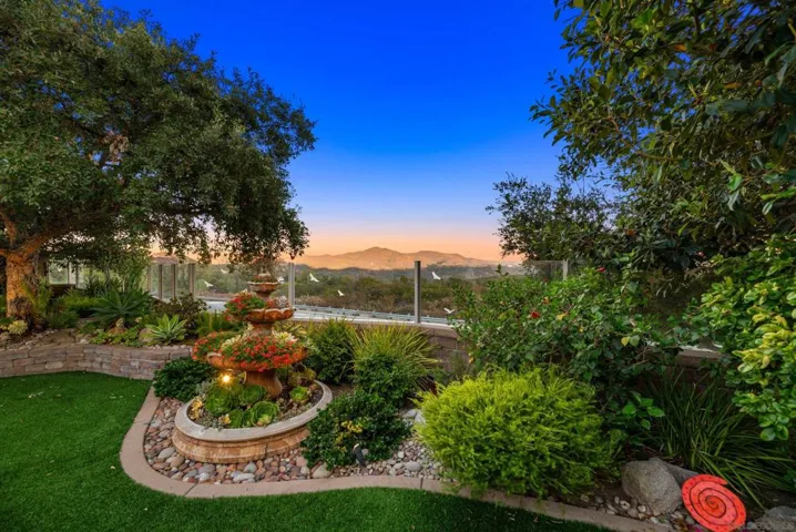 10629 Laurel Path, Escondido, California 92026