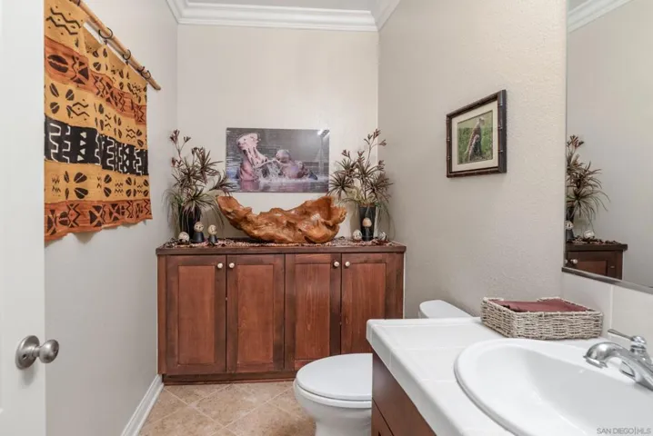 10629 Laurel Path, Escondido, California 92026