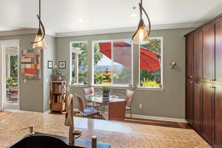 10629 Laurel Path, Escondido, California 92026
