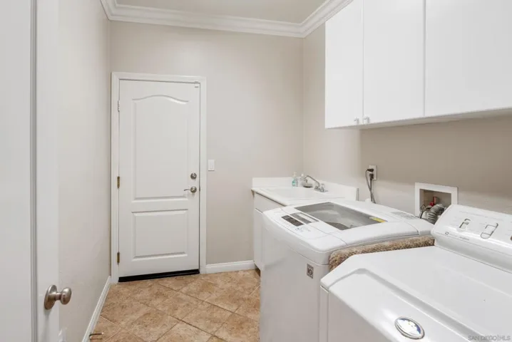 10629 Laurel Path, Escondido, California 92026