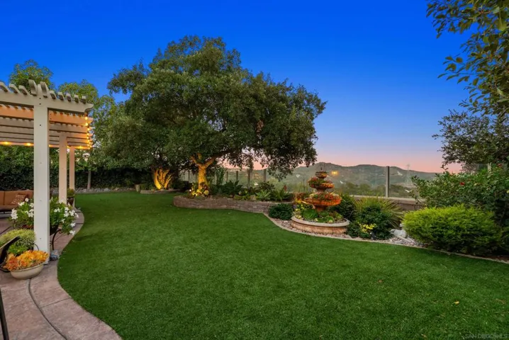 10629 Laurel Path, Escondido, California 92026
