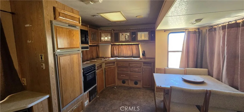56457 Mesquite Road, Landers, California 92285