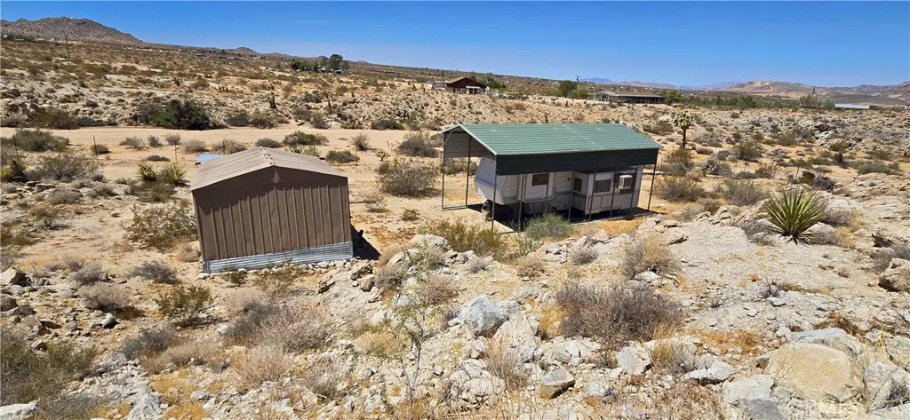 56457 Mesquite Road, Landers, California 92285