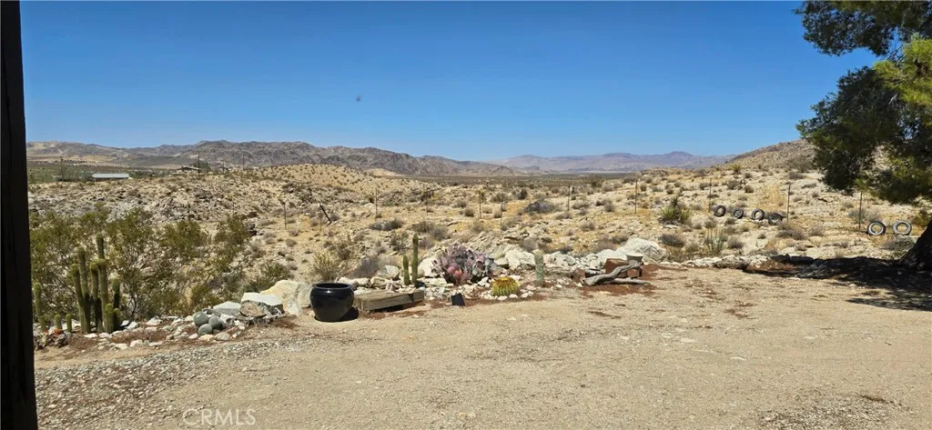 56457 Mesquite Road, Landers, California 92285