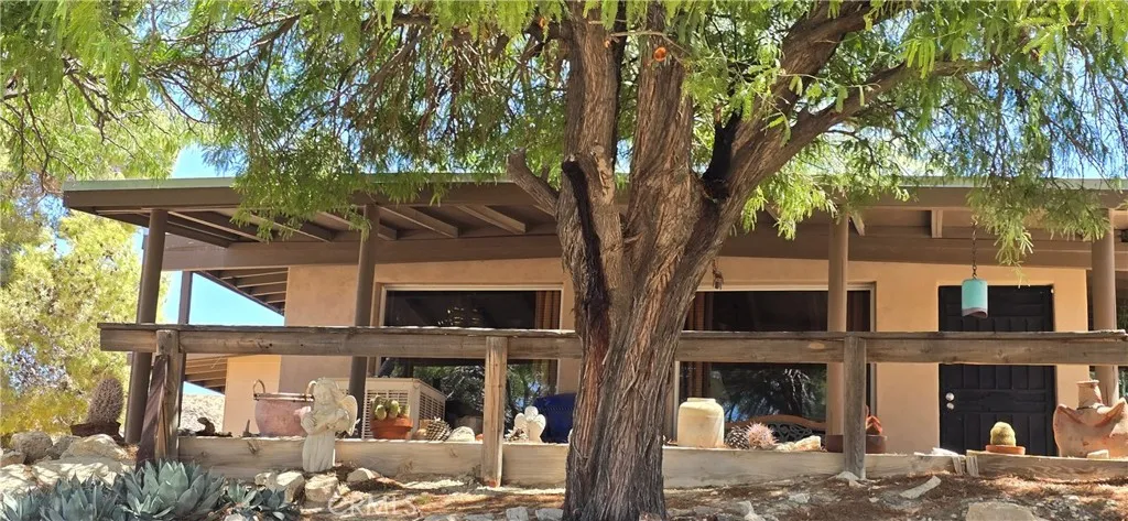 56457 Mesquite Road, Landers, California 92285