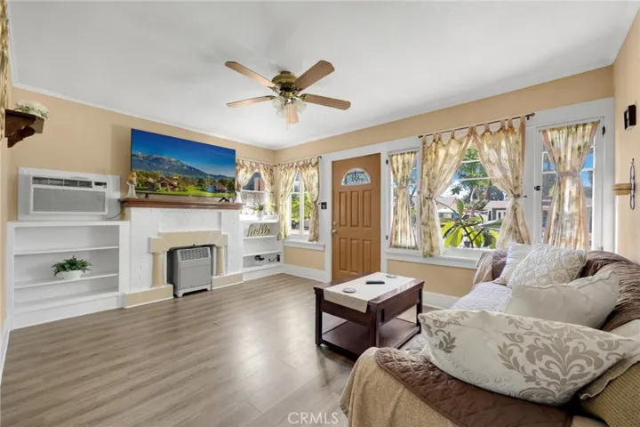 2bd 1b unit