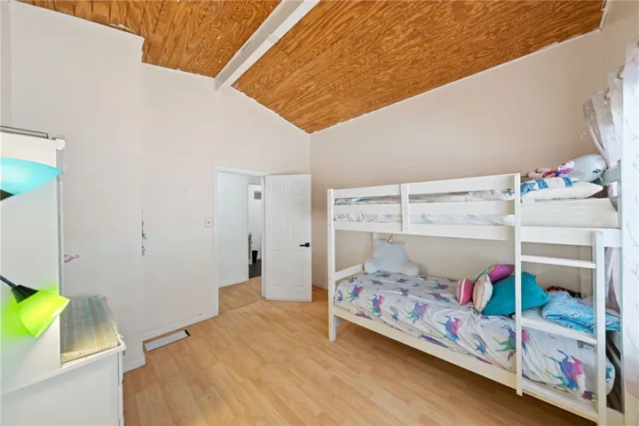 828 E Jefferson Avenue, Pomona, California 91767