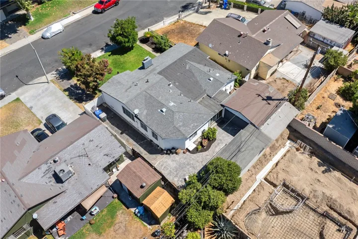 828 E Jefferson Avenue, Pomona, California 91767