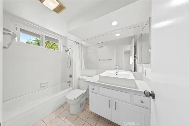 19 Terracima, Irvine, California 92620