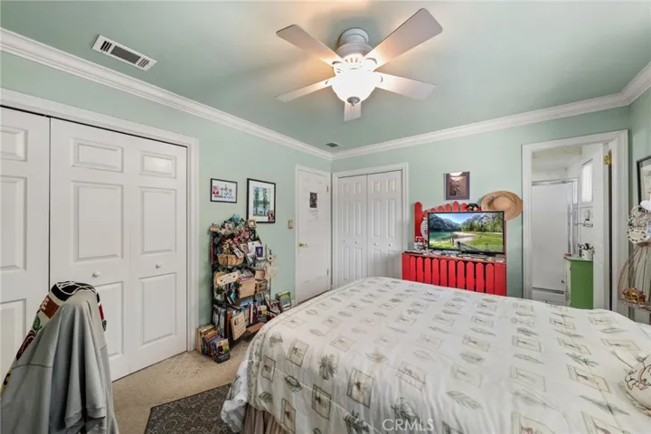 10 Falcon Lane, Redlands, California 92374