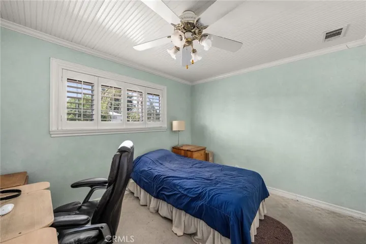 10 Falcon Lane, Redlands, California 92374