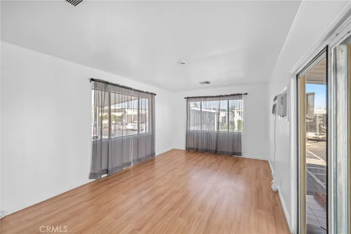 10745 Victoria 16, Whittier, California 90604