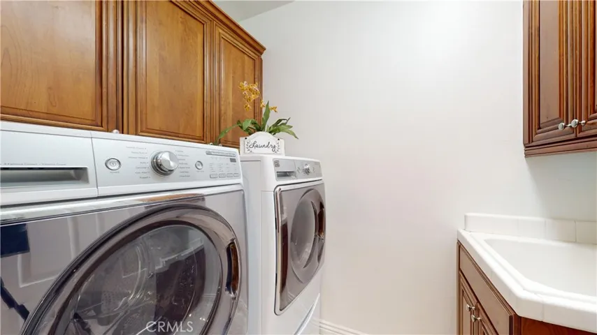 1841 Drew Place, Upland, California 91784