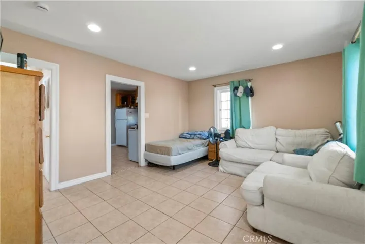 429 E El Segundo Boulevard, Los Angeles, California 90061