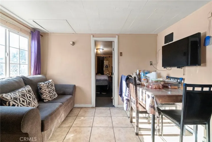 429 E El Segundo Boulevard, Los Angeles, California 90061