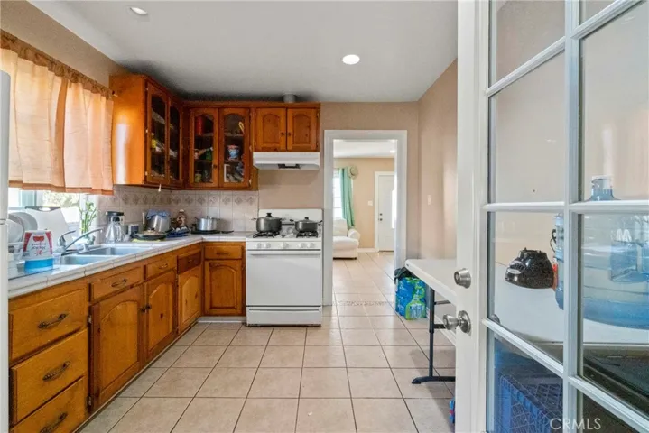 429 E El Segundo Boulevard, Los Angeles, California 90061
