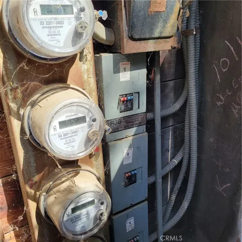 8 Electric Meters