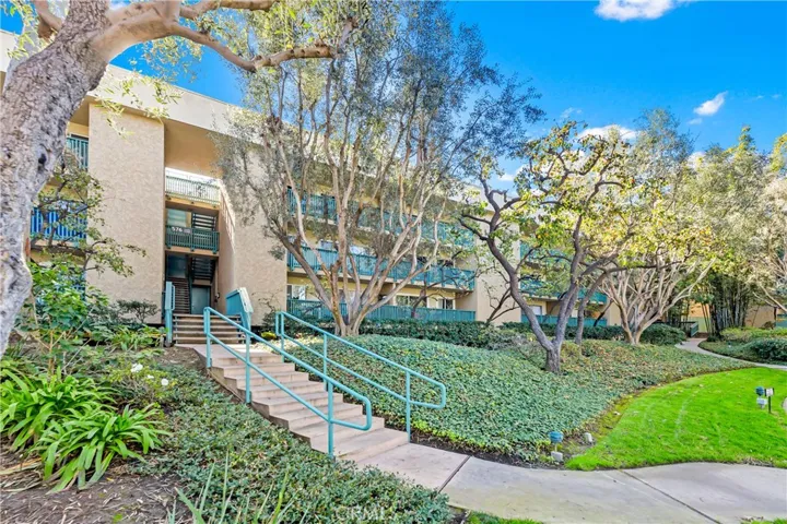 576 N. Bellflower Blvd. 203, Long Beach, California 90814