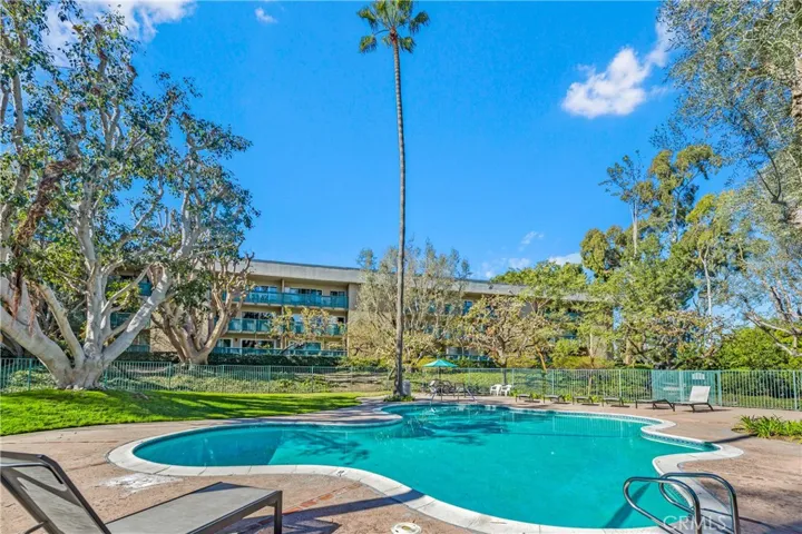 Smaller pool near unit