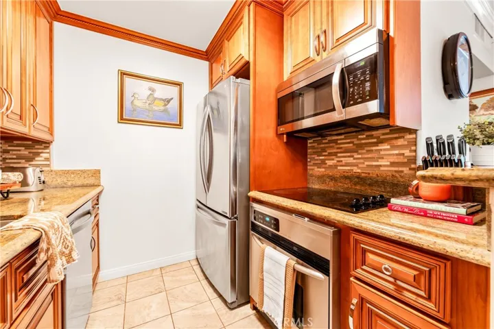 576 N. Bellflower Blvd. 203, Long Beach, California 90814