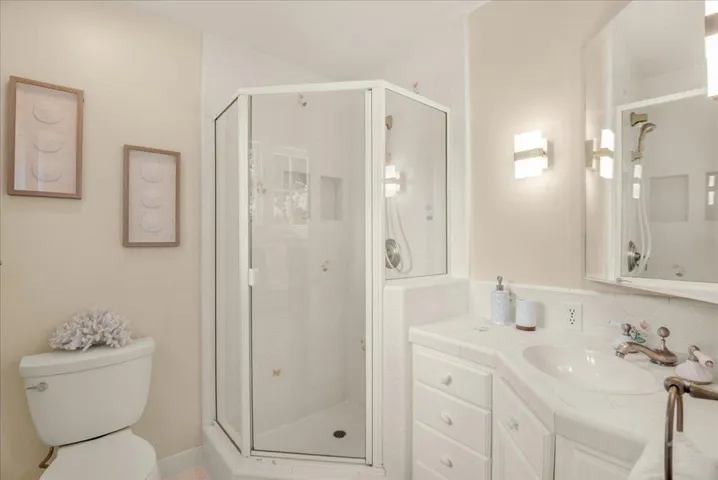 1657 Edgewood Drive, Palo Alto, California 94303