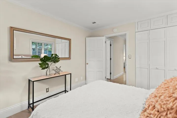1657 Edgewood Drive, Palo Alto, California 94303