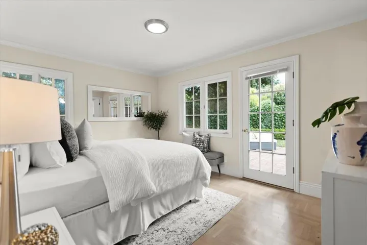 1657 Edgewood Drive, Palo Alto, California 94303