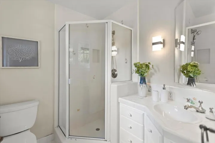 1657 Edgewood Drive, Palo Alto, California 94303