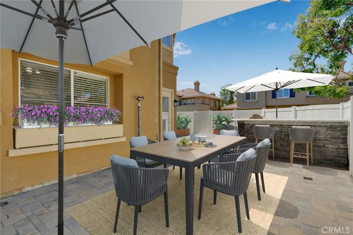 VIRTUALLY STAGED! Outdoor patio