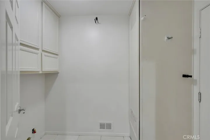 Laundry room, washer and dryer hookups