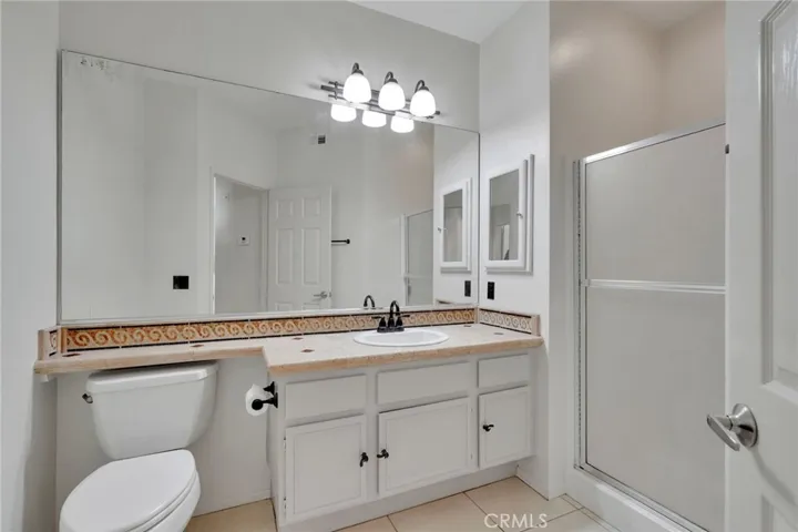 Downstairs bathroom with shower