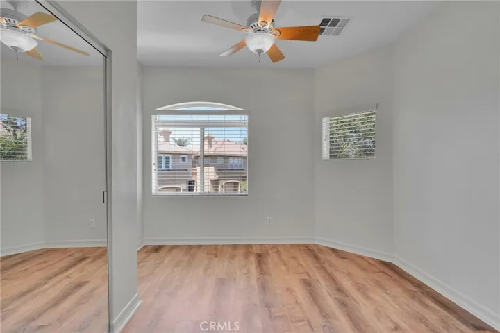 3rd bedroom, in the middle upstairs
