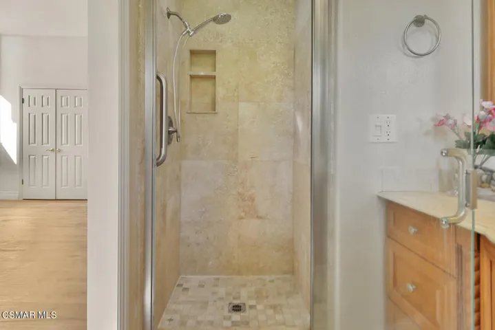 iBedroom 2 Ensuite6