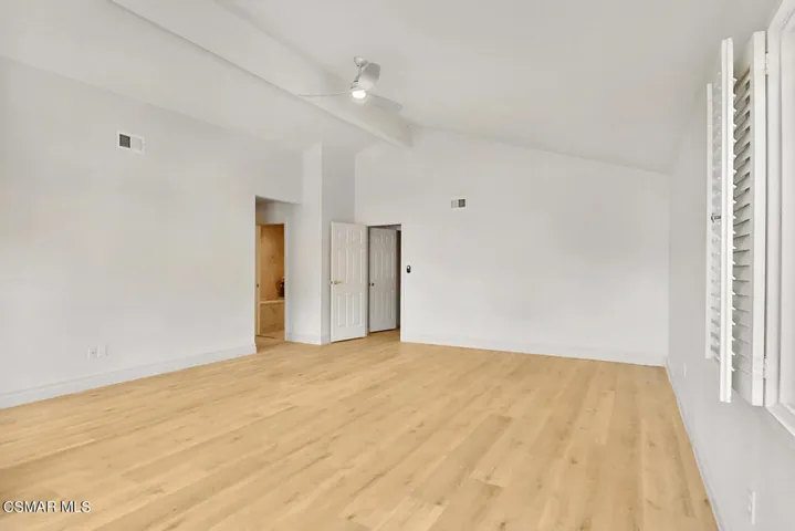 jPrimary Bedroom Suite4