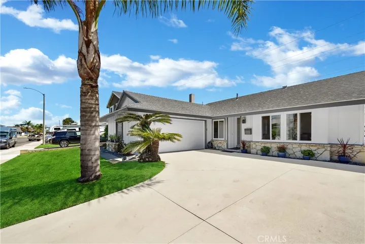 20732 Spindrift Lane, Huntington Beach, California 92646